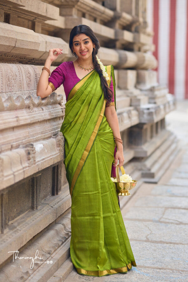 Green and Magenta-Handwoven Mangalagiri Semi Silk Cotton Saree - Image 5